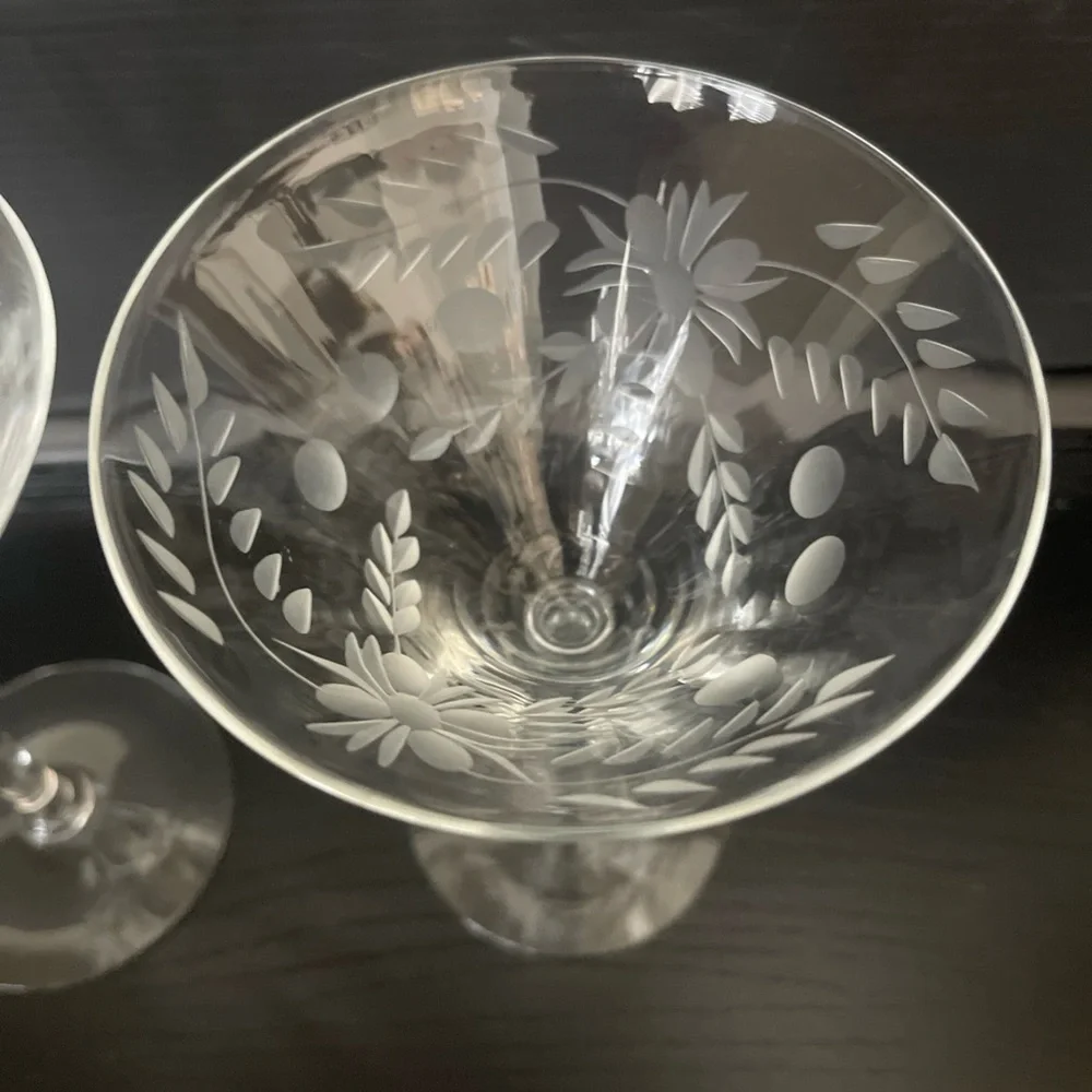 Vintage Etched Floral 6” Martini Champagne Tall Sherbet Glass Set Of 2 EUC - Picture 3 of 8